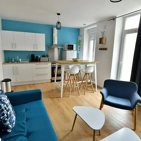Le 46 - T2 Rénové, Confortable Proche Centre-ville Apartamento Montluçon